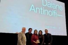 Figuras 2 e 3: Daiane Antinolfi e Carolina Ferreira estão entre as profissionais premiadas pelo Privilege SCA, que viveram dias inesquecíveis em Mendoza.