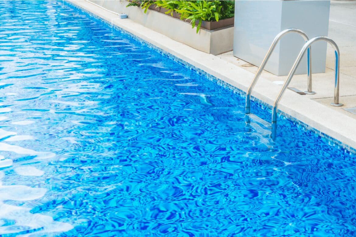Imagem de uma piscina