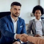 Conexão Estratégica: 4 Dicas para se Conectar com a sua Liderança