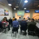 C3 Promove networking de Alto Nível