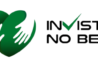Logotipo do programa inVista no Bem, com duas mãos verdes formando um coração ao lado do nome do projeto.