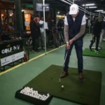 Líderes da construção civil participam do Torneio C3 Golf Experience em São Paulo, praticando tacadas em ambiente sofisticado e exclusivo, com ativações de marcas parceiras.