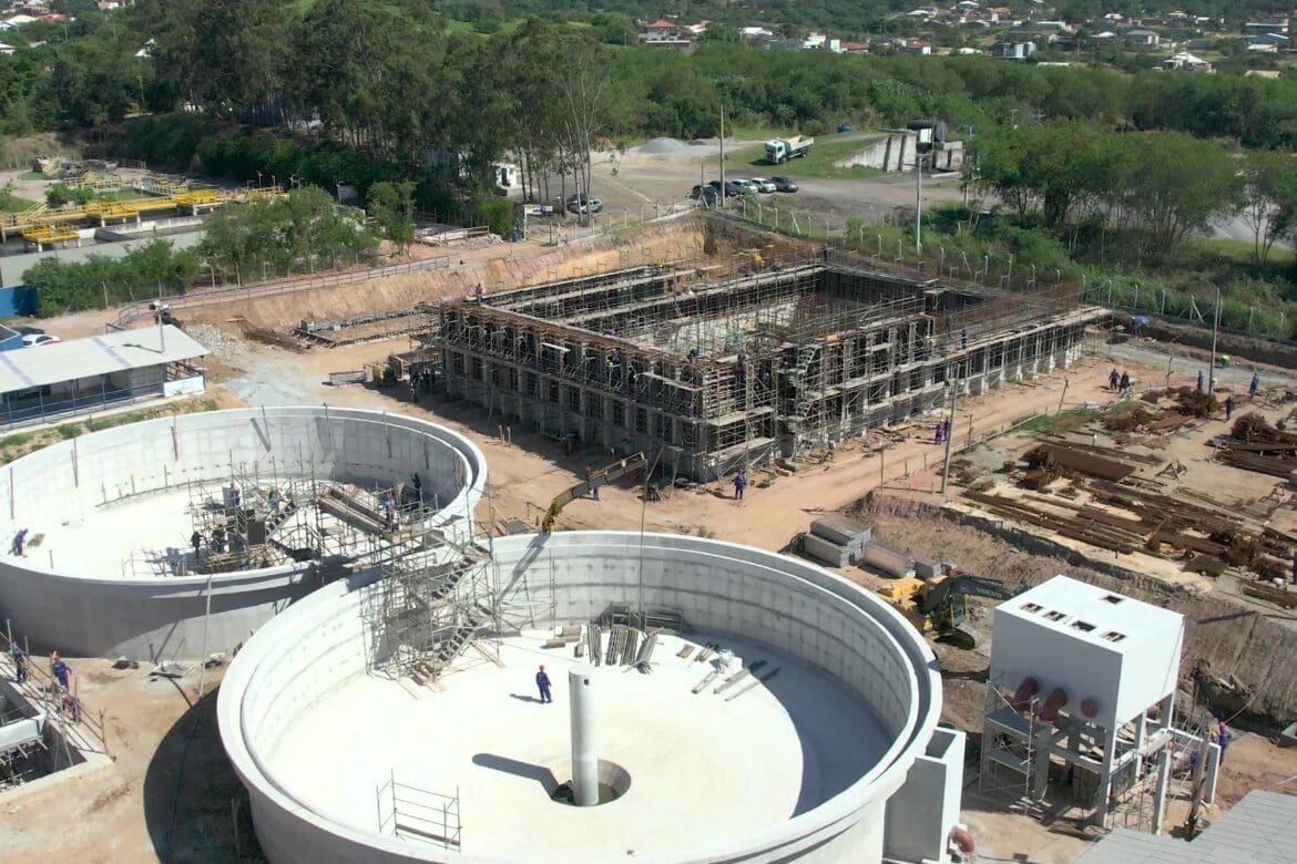 SH e Carioca Engenharia realizam obra de expansão da ETE em São Pedro da Aldeia, Rio de Janeiro